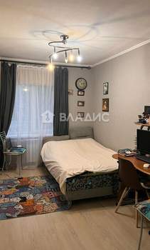 2-к квартира, вторичка, 44м2, 1/4 этаж