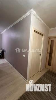 2-к квартира, вторичка, 44м2, 1/4 этаж