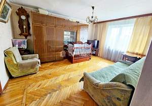 3-к квартира, вторичка, 56м2, 9/9 этаж