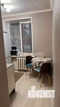 2-к квартира, вторичка, 44м2, 1/4 этаж