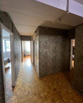 4-к квартира, вторичка, 81м2, 4/9 этаж