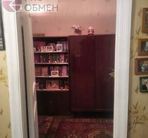 2-к квартира, вторичка, 42м2, 1/5 этаж