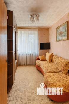 4-к квартира, вторичка, 63м2, 5/5 этаж