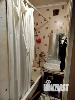 3-к квартира, вторичка, 58м2, 9/9 этаж