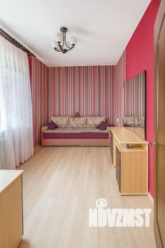 4-к квартира, вторичка, 63м2, 5/5 этаж