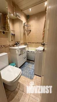 2-к квартира, вторичка, 44м2, 1/4 этаж