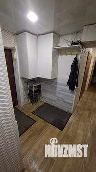 3-к квартира, вторичка, 58м2, 1/9 этаж