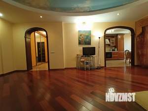 3-к квартира, вторичка, 113м2, 3/17 этаж
