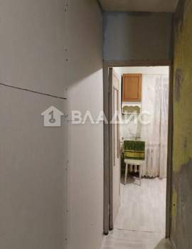 2-к квартира, вторичка, 43м2, 1/5 этаж