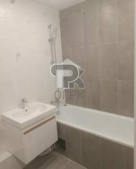 2-к квартира, вторичка, 58м2, 4/15 этаж