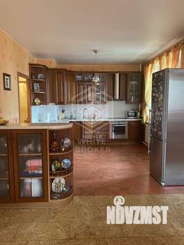3-к квартира, вторичка, 103м2, 6/12 этаж