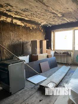 3-к квартира, вторичка, 56м2, 5/5 этаж