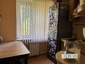 2-к квартира, вторичка, 42м2, 3/5 этаж