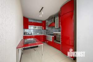 3-к квартира, вторичка, 76м2, 8/9 этаж
