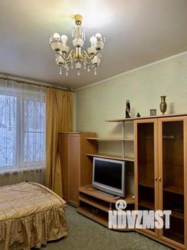 3-к квартира, вторичка, 58м2, 1/5 этаж